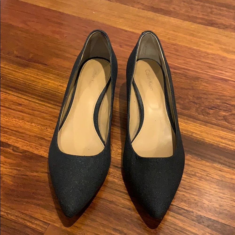 Calvin Klein Genoveva Pump in Black/Silver
